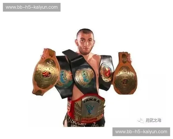 巅峰对决：当“一龙”遇上“特警”，一场超越胜负的较量